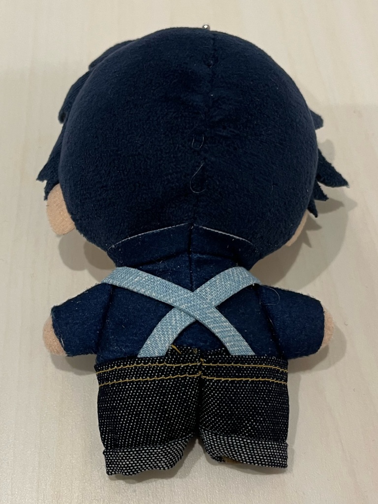 デニムサロペットと着ぐるみ