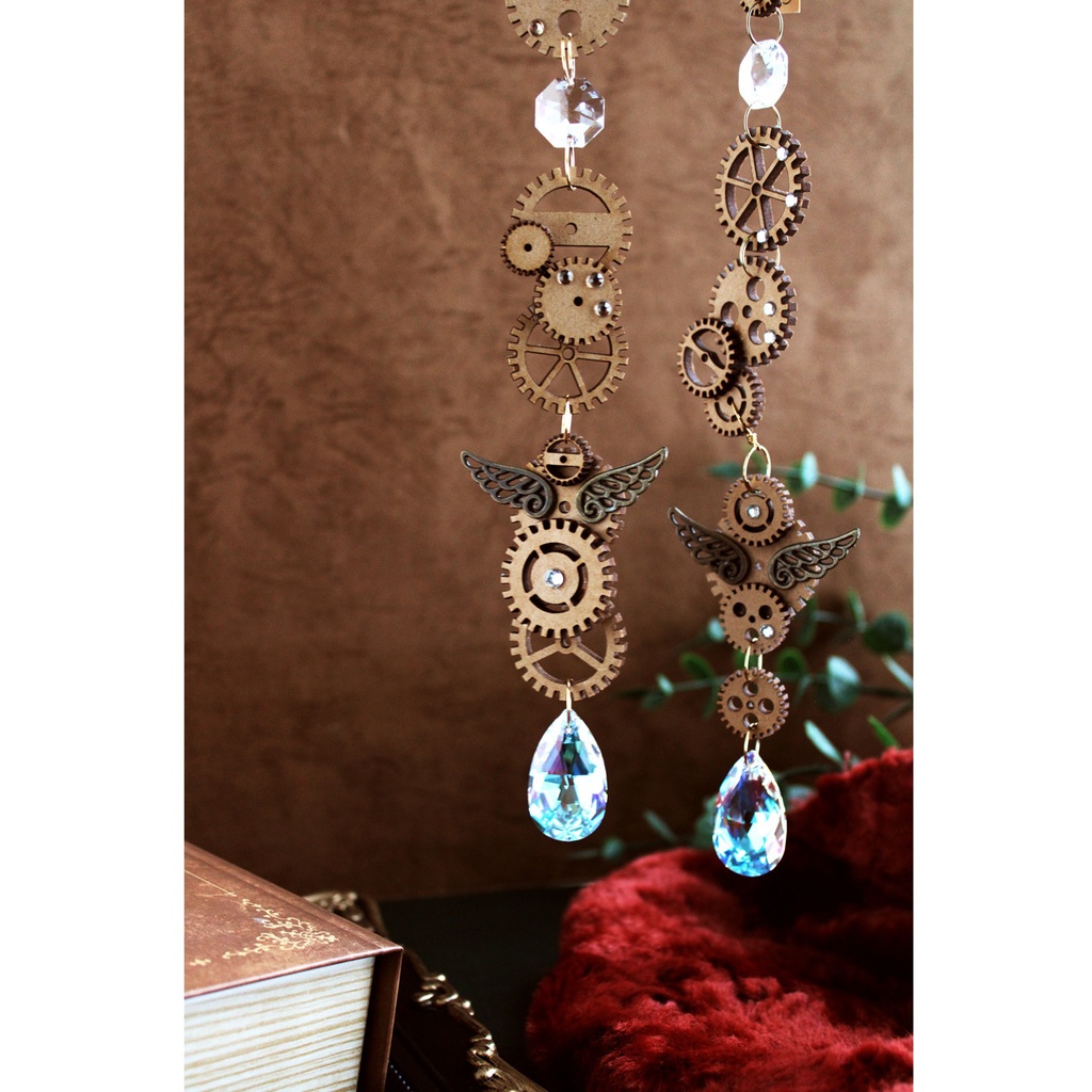 ~時の指南者~ スワロと歯車のサンキャッチャー Radiant