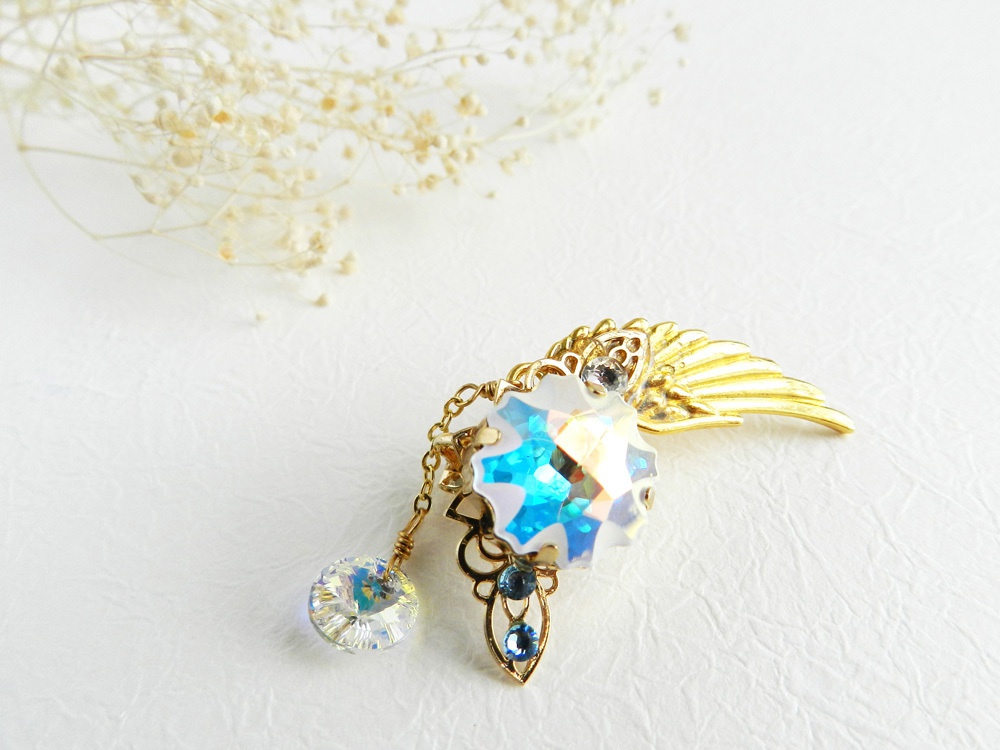 ―Jellyfish―海月星のイヤーカフ(全3色)スワロフスキー・クリスタル使用