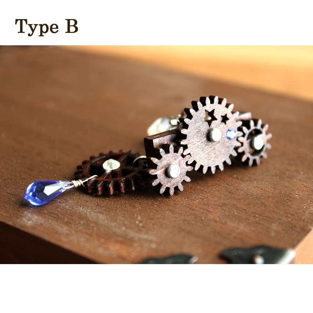 廻る歯車~スチームパンク~輪転の木製イヤーカフ(全18種)Swarovski crystal使用 Radiantスチームパンク