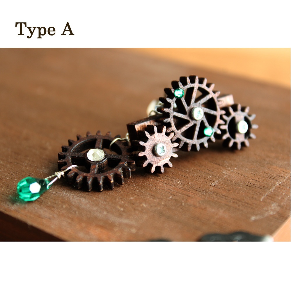 廻る歯車~スチームパンク~輪転の木製イヤーカフ(全18種)Swarovski crystal使用 Radiantスチームパンク