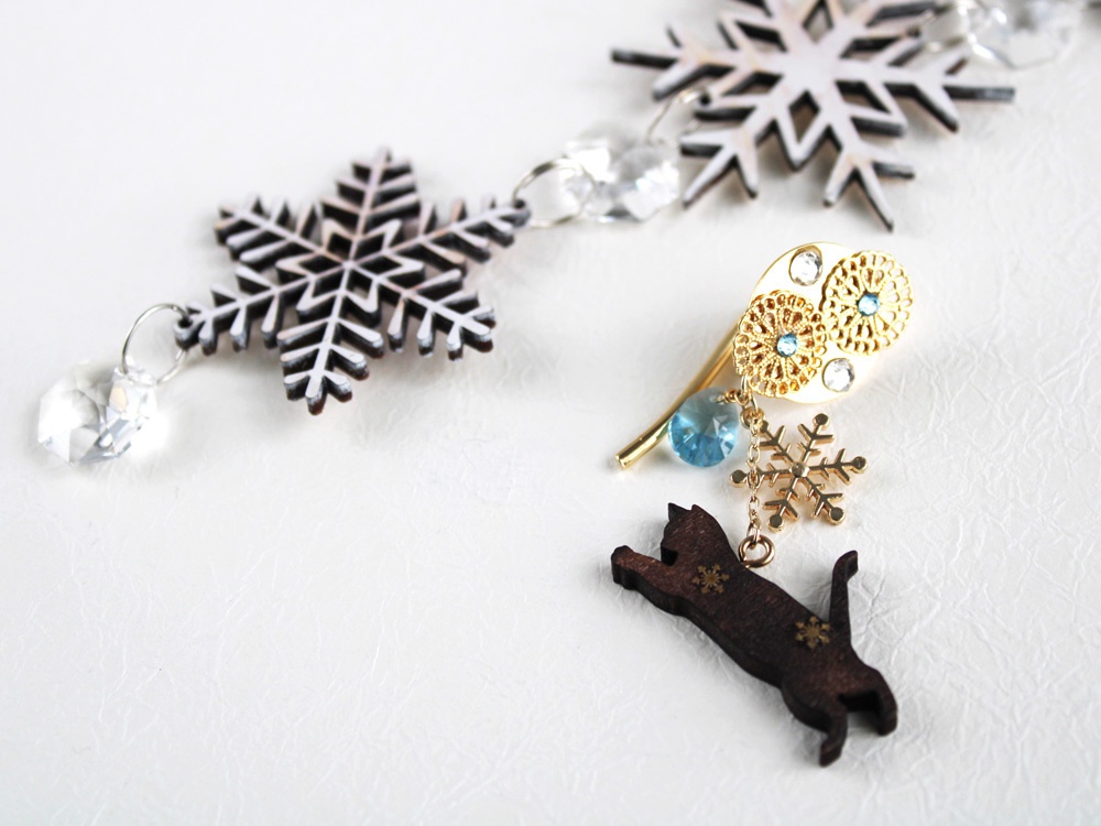 猫と雪の結晶ポニーフック(全5色)