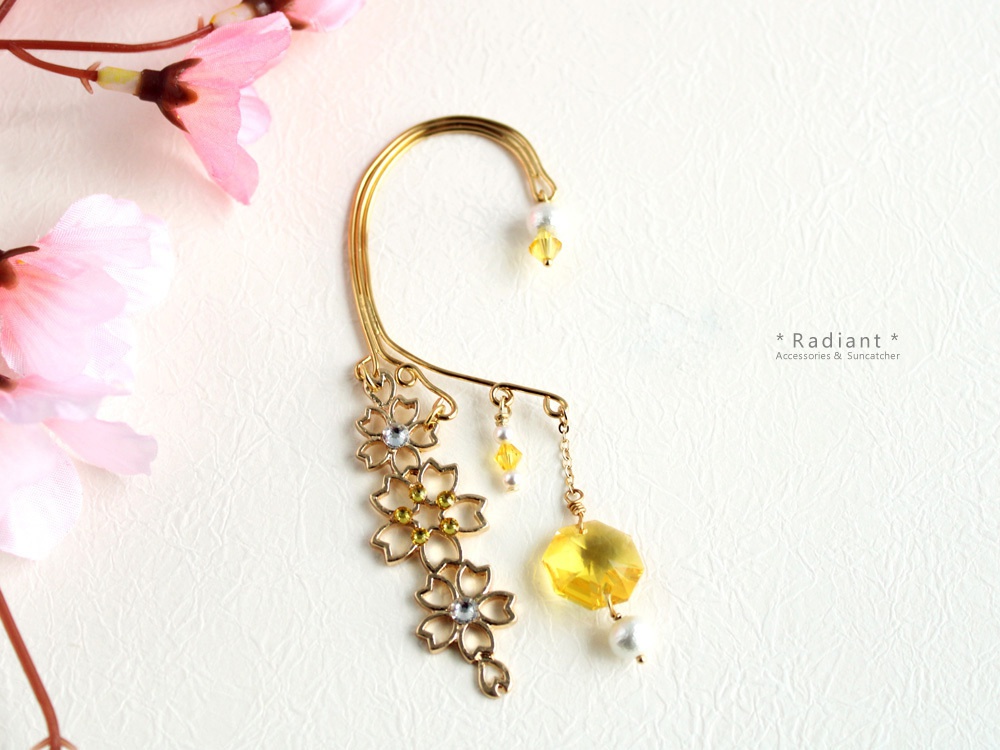 舞桜のイヤーフック(Swarovski crystal使用)全5色