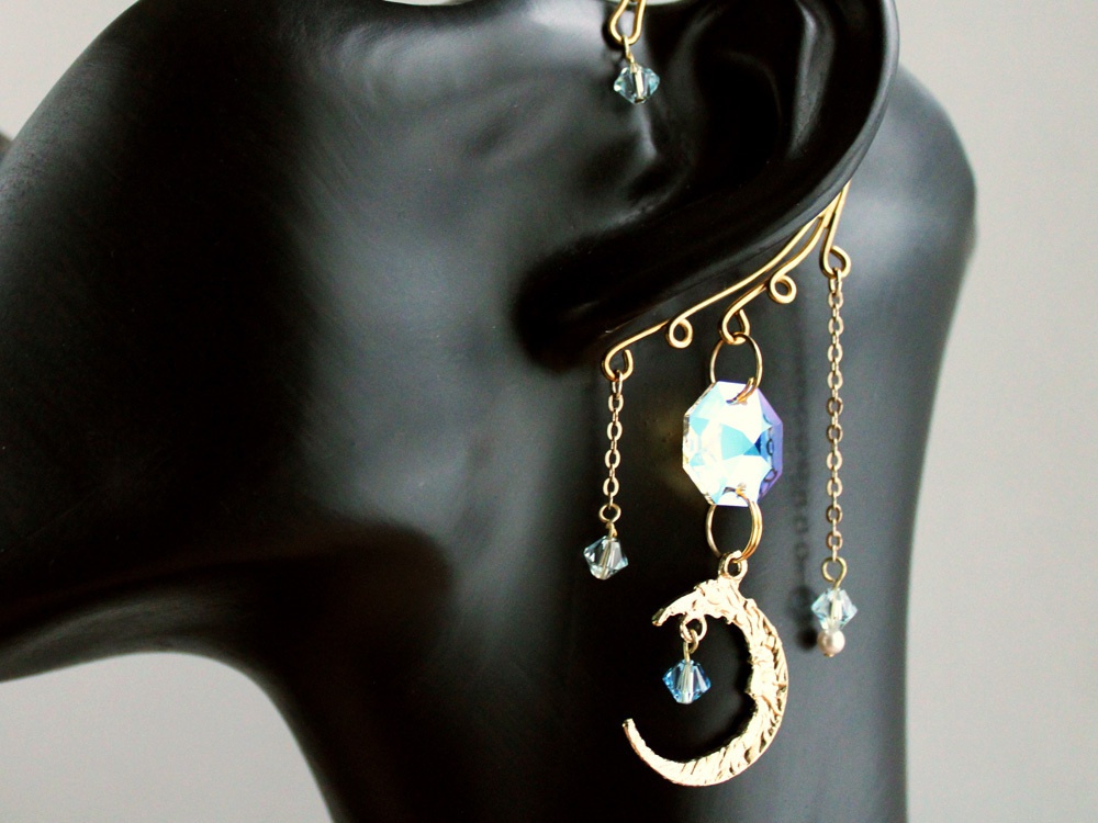 三日月のイヤーフック☆全5色☆金古美(高品質クリスタル使用)