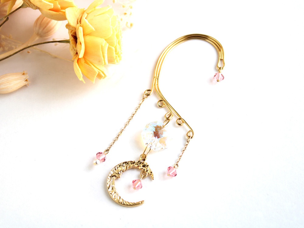 三日月のイヤーフック☆全5色☆ゴールド(高品質クリスタル使用)