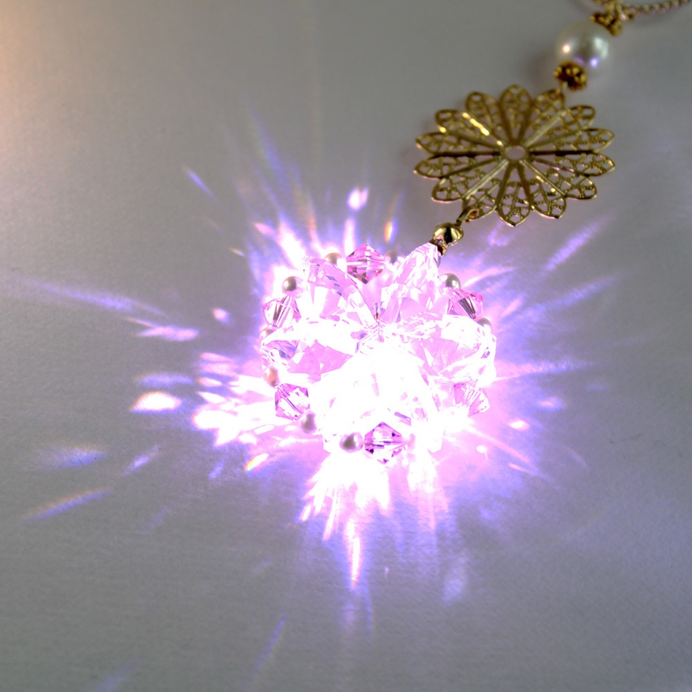 ~氷輪~サンキャッチャー(全6色)☆Swarovski crystal使用 Radiant
