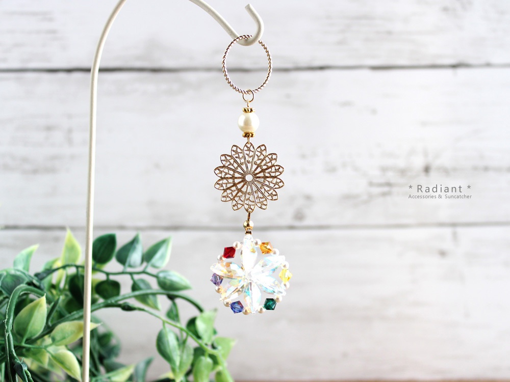 ~氷輪~サンキャッチャー(全6色)☆Swarovski crystal使用 Radiant