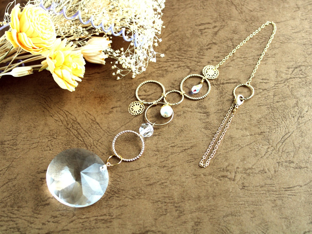 金環のサンキャッチャーSwarovski crystal使用(受注制作)
