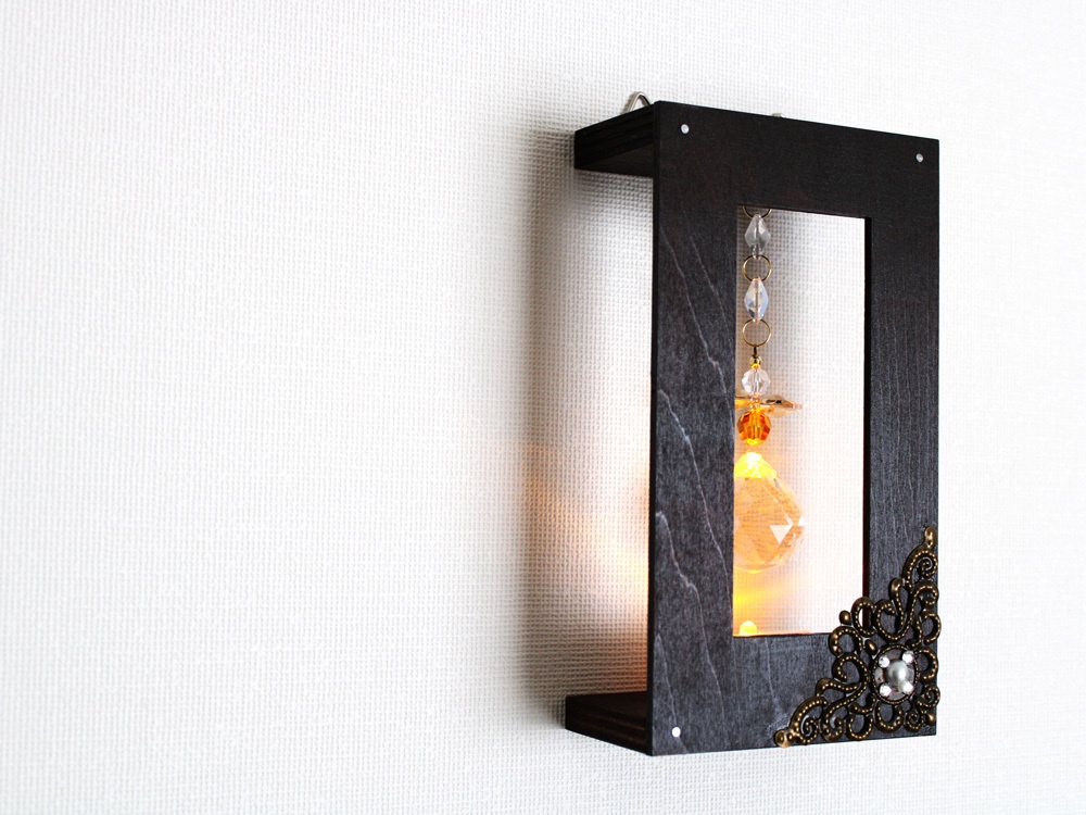 壁掛け&置き型サンキャッチャー~虹舞~ ボール型(スワロフスキー・クリスタル使用)