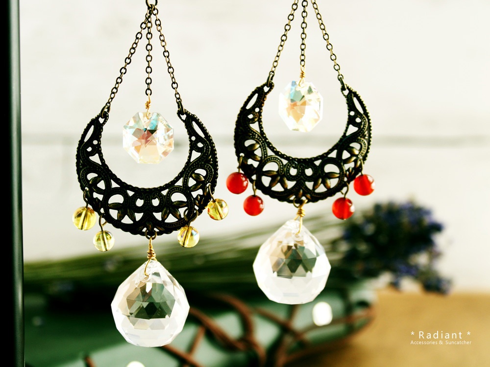 誕生月で選べる☆天然石とオクタゴンの金古美サンキャッチャー★Swarovski crystal使用【受注制作】Radiant