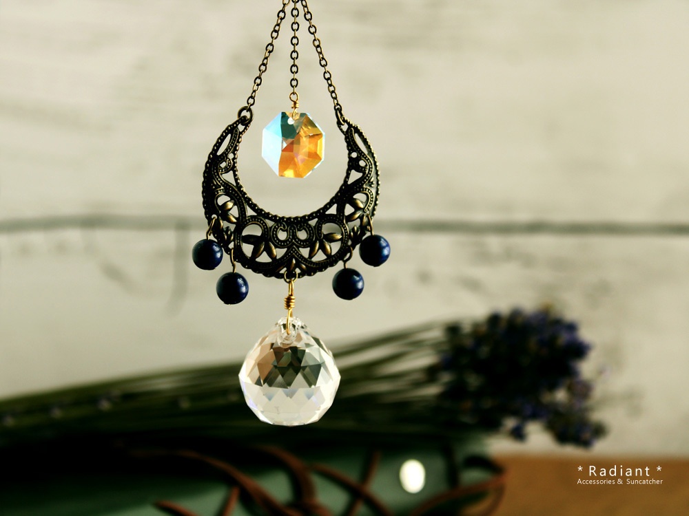 誕生月で選べる☆天然石とオクタゴンの金古美サンキャッチャー★Swarovski crystal使用【受注制作】Radiant
