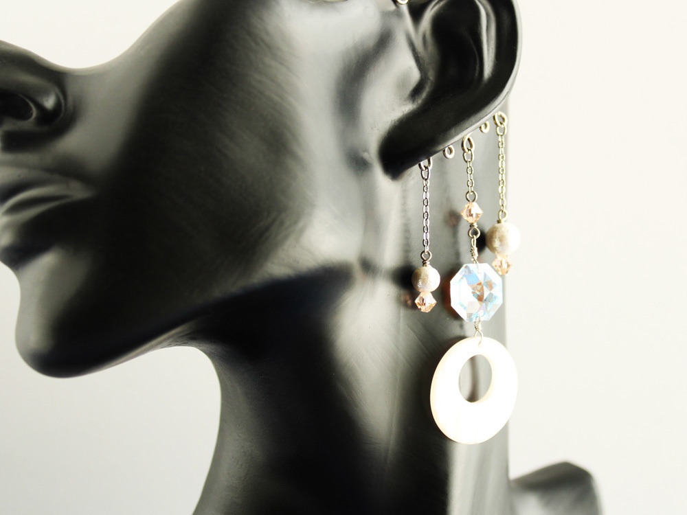 べっ甲風ラウンドパーツとスワロフスキー・クリスタルのイヤーフック(シルバー全3色)