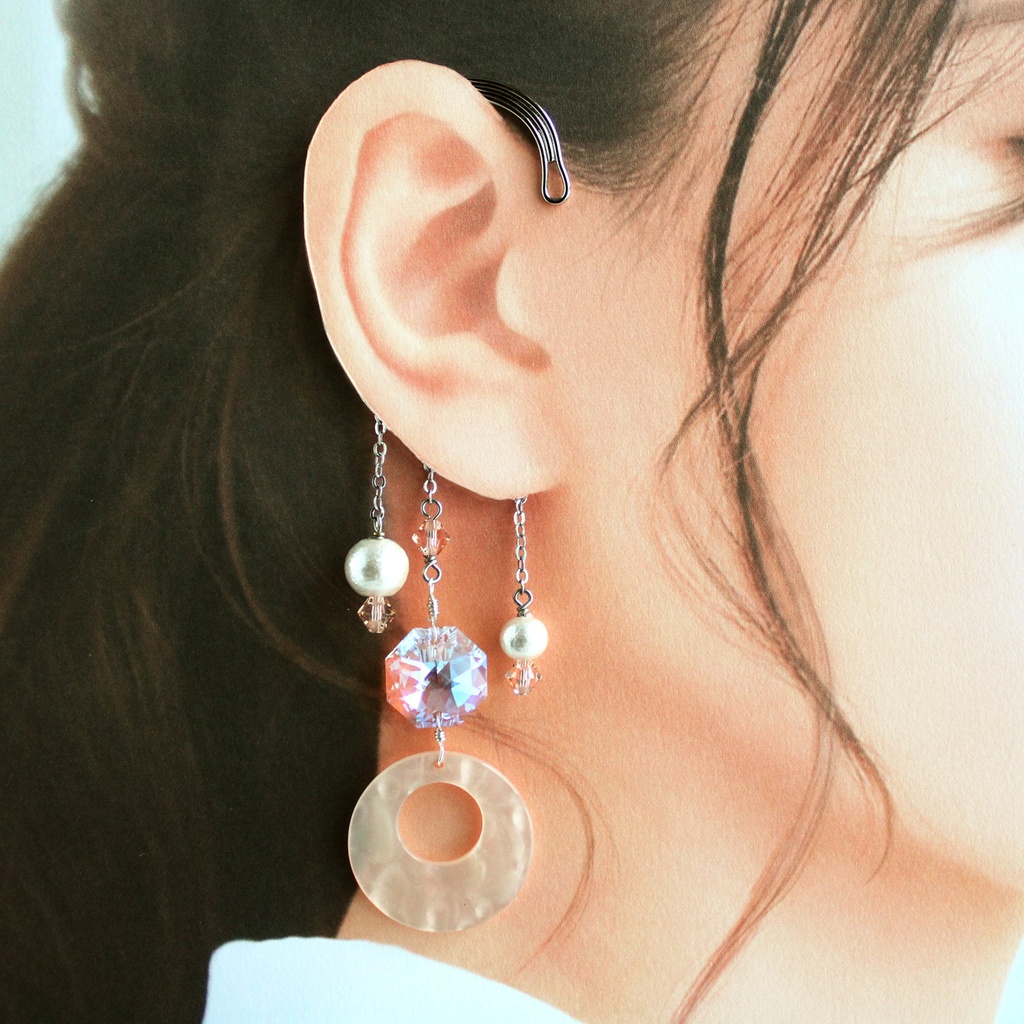 べっ甲風ラウンドパーツとスワロフスキー・クリスタルのイヤーフック(シルバー全3色)