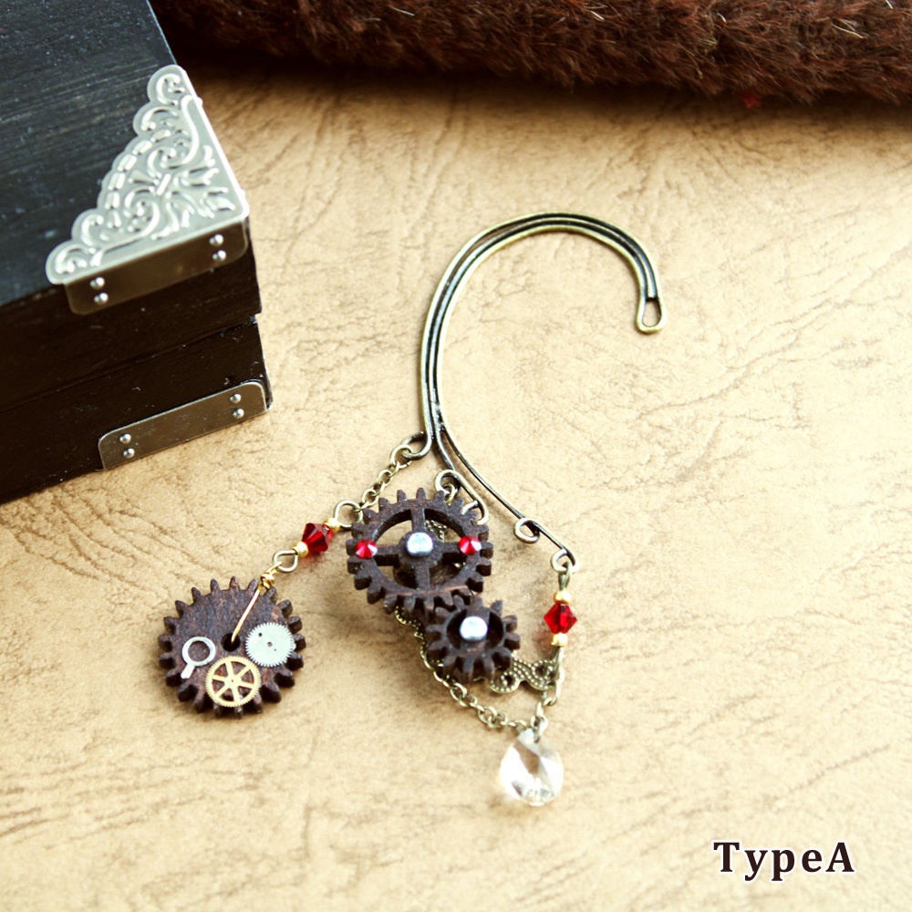 廻る歯車~スチームパンク~輪転のイヤーフック (全9色)Swarovski crystal使用 Radiantスチームパンク