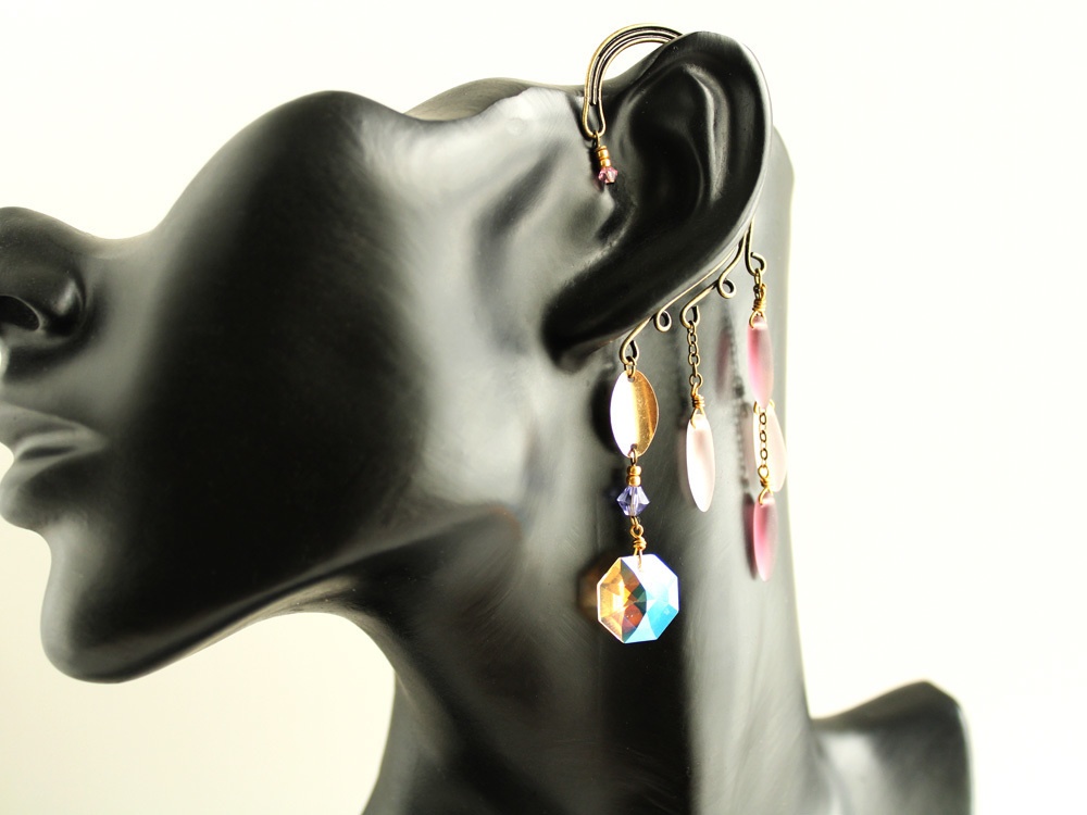 タガービーズとスワロフスキー・クリスタルのイヤーフック(全3色)