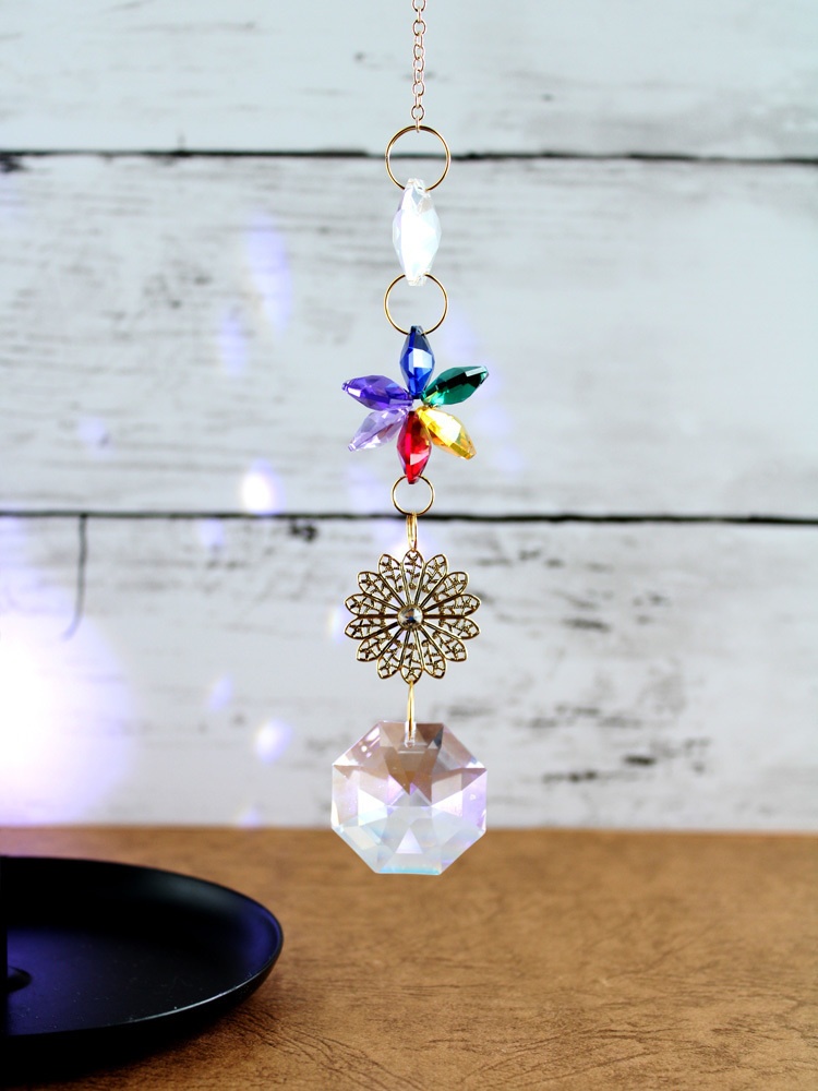 オクタゴンフラワーのサンキャッチャー★スワロフスキー・クリスタル使用 Radiant
