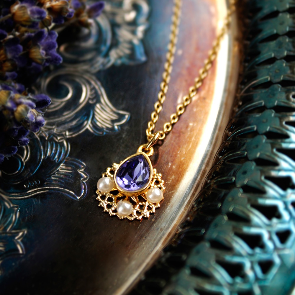 雫のネックレス(全10色)スワロフスキー・クリスタル ⭐︎在庫限り