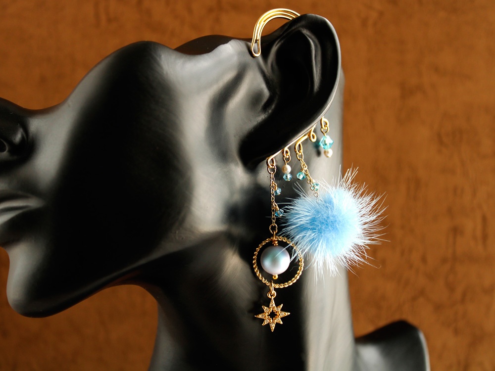 ファーとスワロフスキー・パールのイヤーフック(全6色)