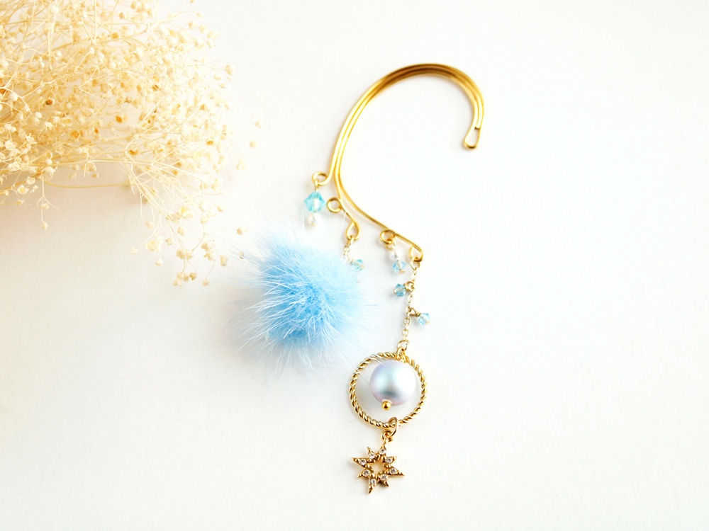 ファーとスワロフスキー・パールのイヤーフック(全6色)