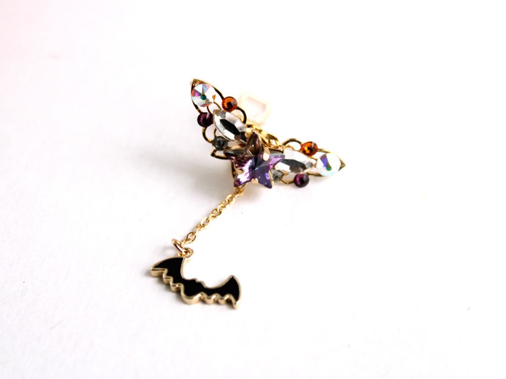 コウモリと星のハロウィンイヤーカフ Swarovski crystal