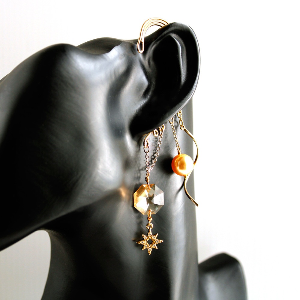 星屑のイヤーフック (Swarovski crystal使用)全3色