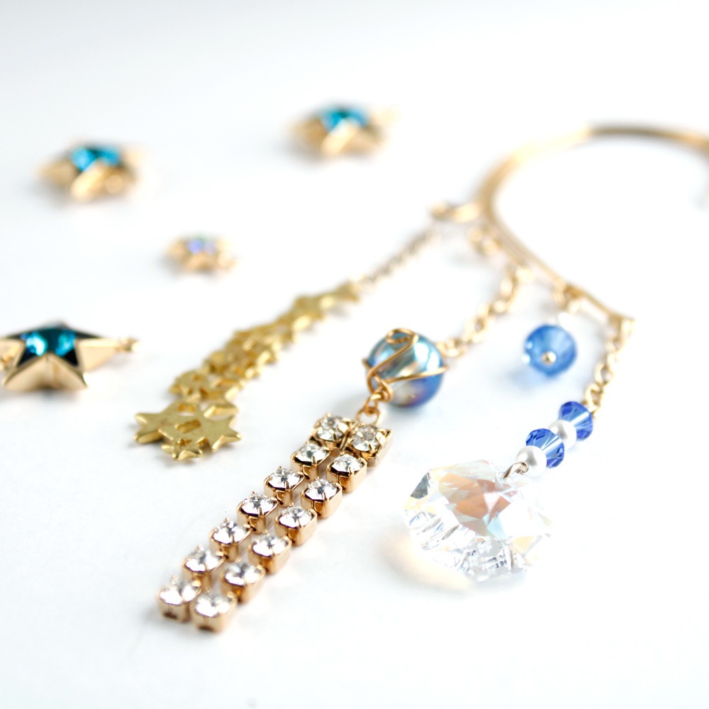 一点もの】流星のイヤーフック (Swarovski crystal使用