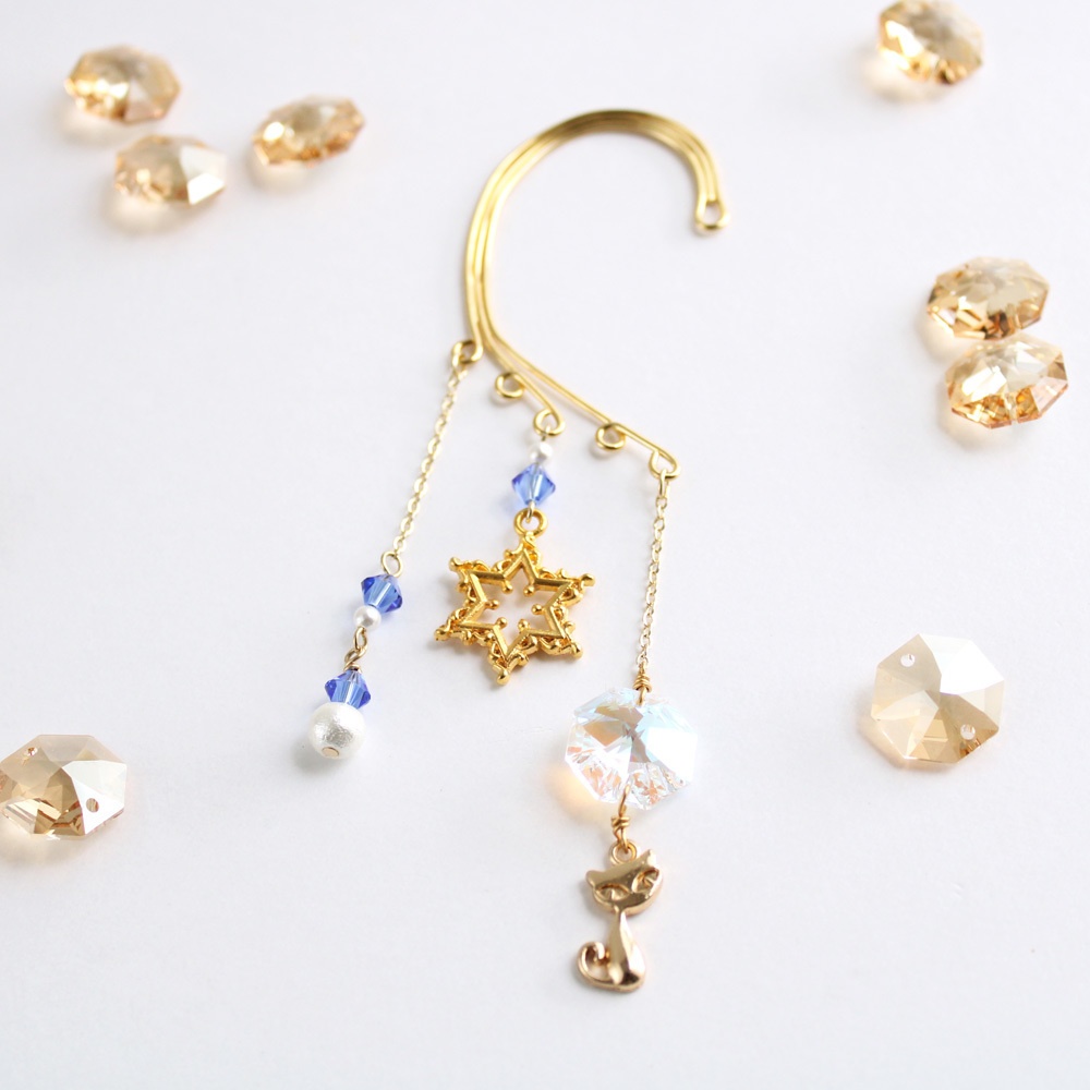 猫と六芒星のイヤーフック(全5色)☆Swarovski crystal 使用