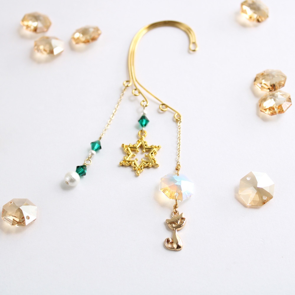 猫と六芒星のイヤーフック(全5色)☆Swarovski crystal 使用