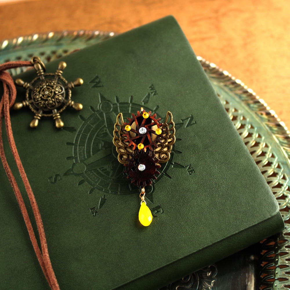 廻る歯車★眩星の紋章ブローチ(全5種)Swarovski crystal使用 Radiantスチームパンク