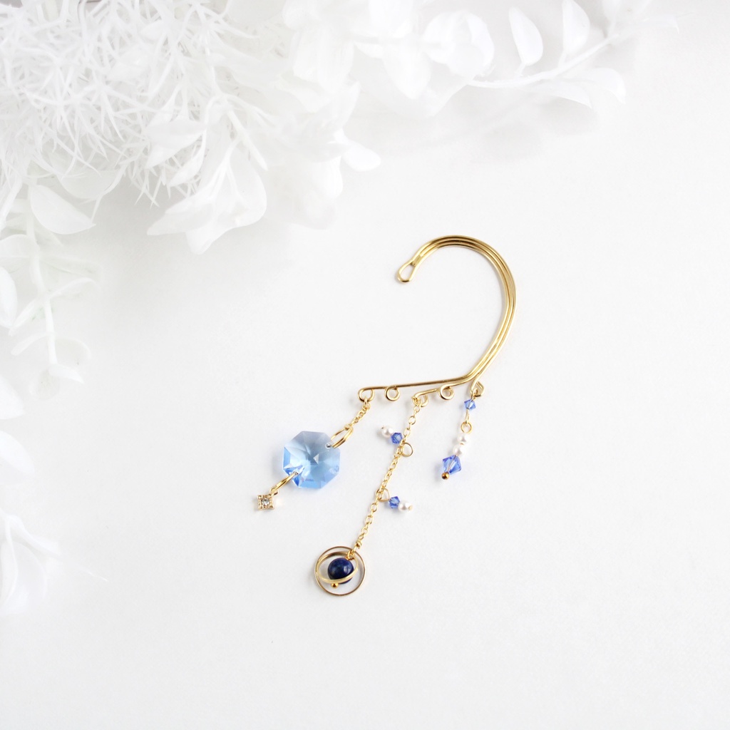 遊星のイヤーフック(全2色)☆Swarovski Crystal 使用