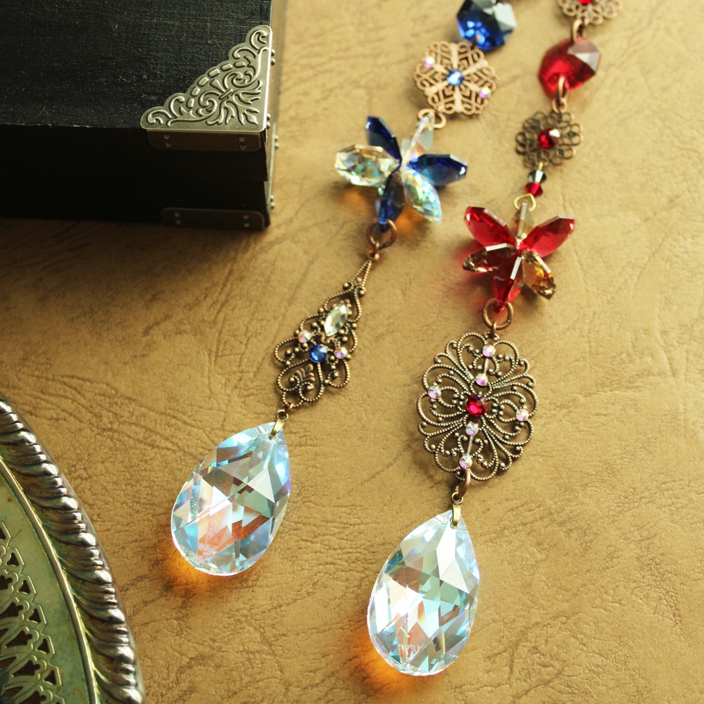 【1点もの】ゴシック調 紅のサンキャッチャー ☆ Swarovski Crystal使用 Radiant