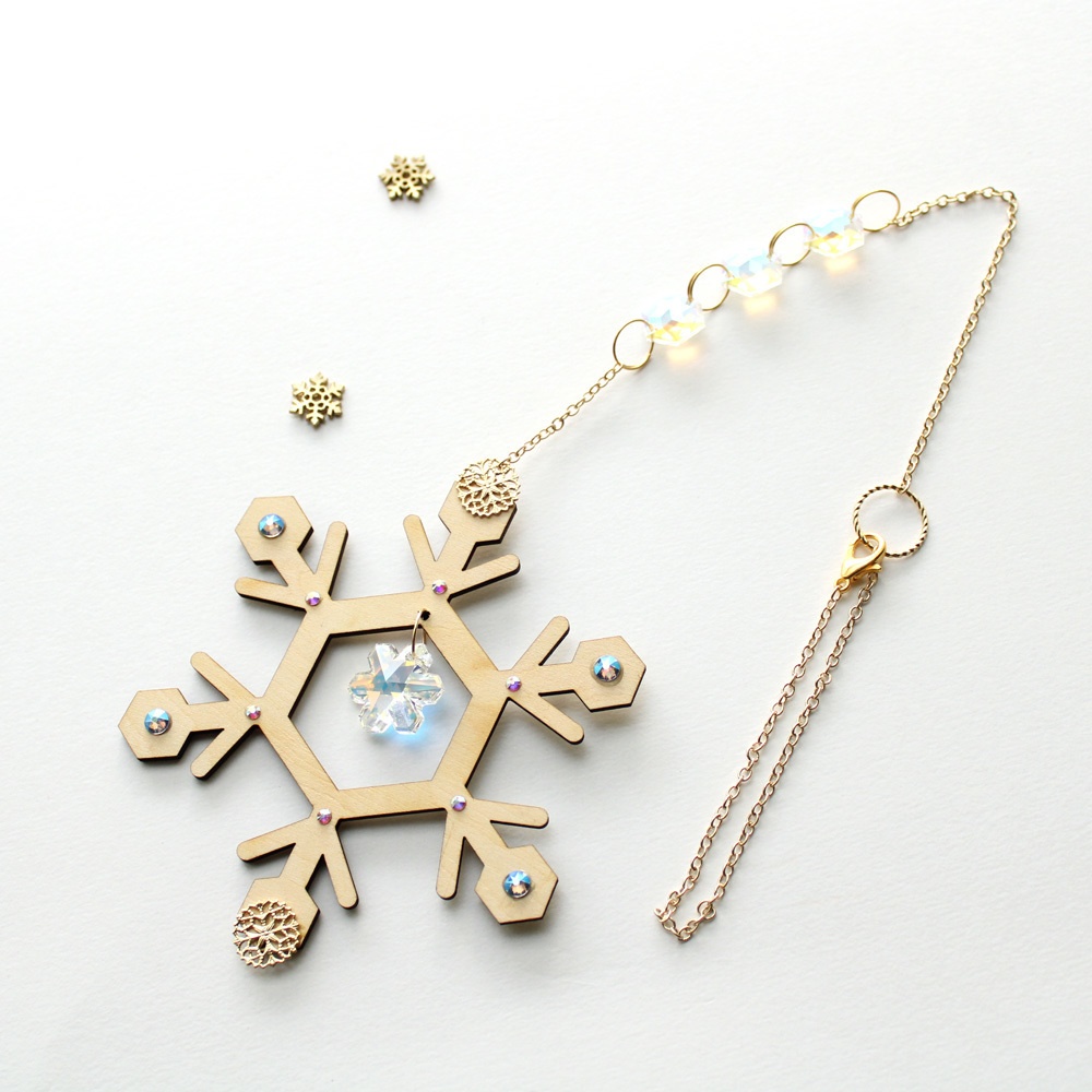 【数量限定】~雪の結晶~ 六華のサンキャッチャー ☆ Swarovski Crystal使用  Radiant