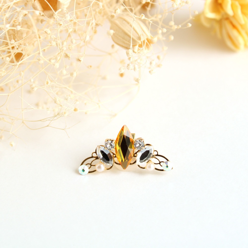 ロンバスのイヤーカフ(全4色)☆Swarovski Crystal使用