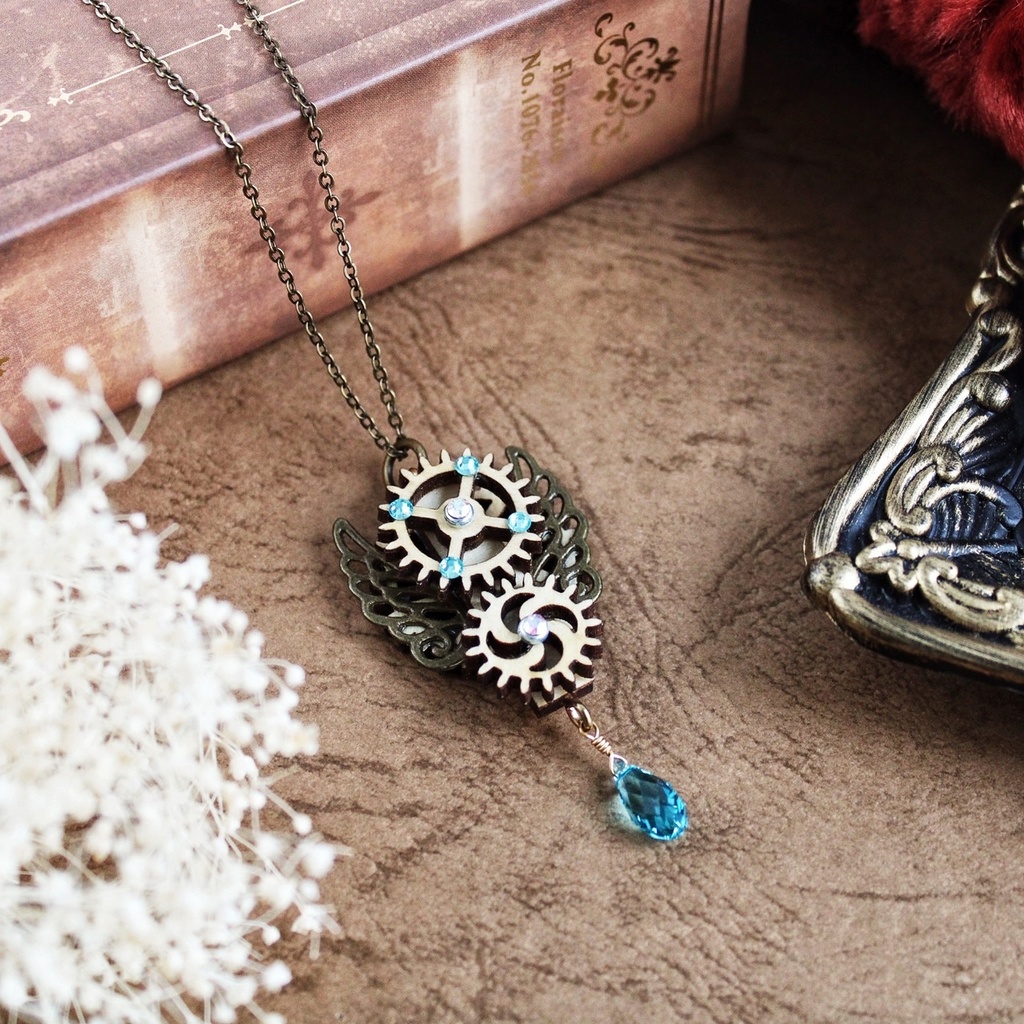 廻る歯車★眩耀の紋章ネックレス(全4色)スワロフスキー・クリスタル使用