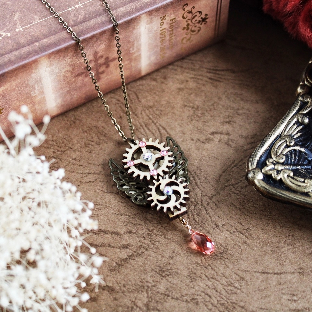 廻る歯車★眩耀の紋章ネックレス(全4色)スワロフスキー・クリスタル使用