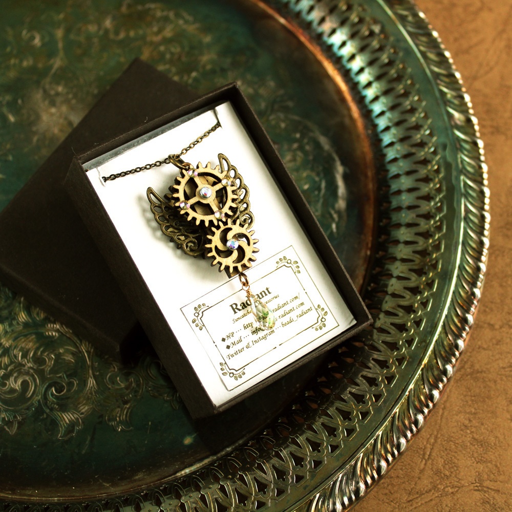 廻る歯車★眩耀の紋章ネックレス(全4色)スワロフスキー・クリスタル使用