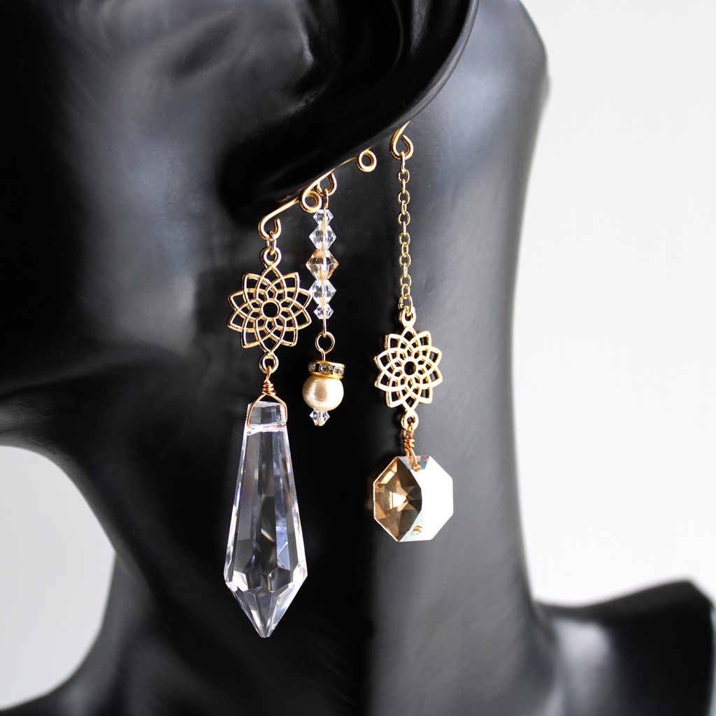 【数量限定】~Lotus~ 祈りのイヤーフック ☆ スワロフスキー・クリスタル使用