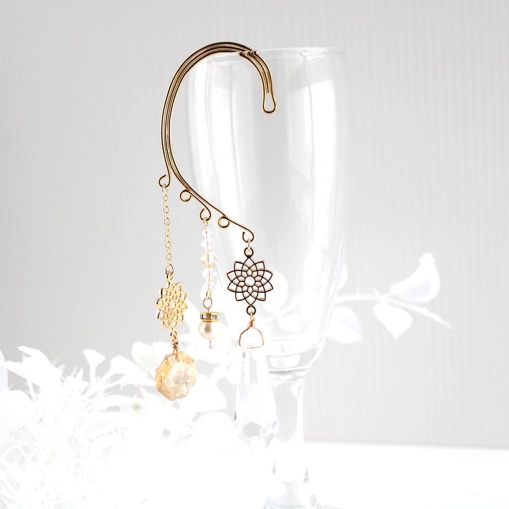 【数量限定】~Lotus~ 祈りのイヤーフック ☆ スワロフスキー・クリスタル使用