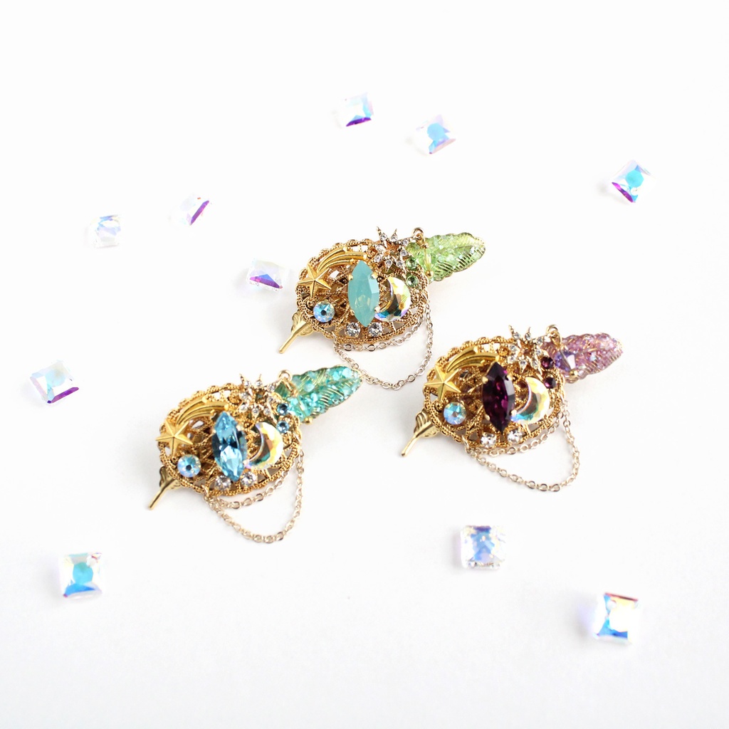 宙羽のブローチ ☆全3色 (Swarovski Crystal使用)