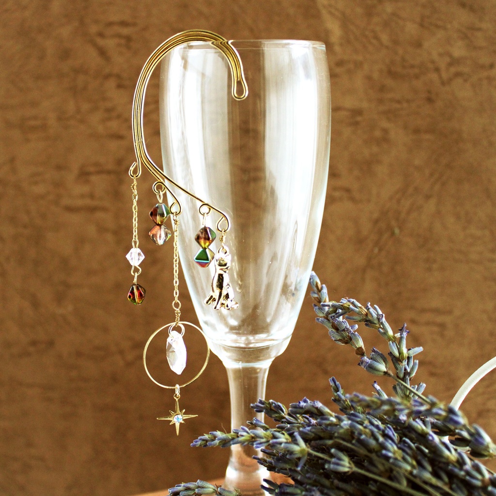 数量限定☆猫と星のイヤーフック(全3色)☆高級クリスタル使用