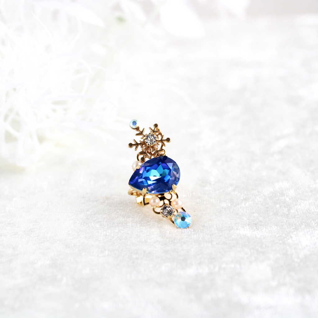 瑞雪のイヤーカフ(全2色)☆高品質クリスタル使用
