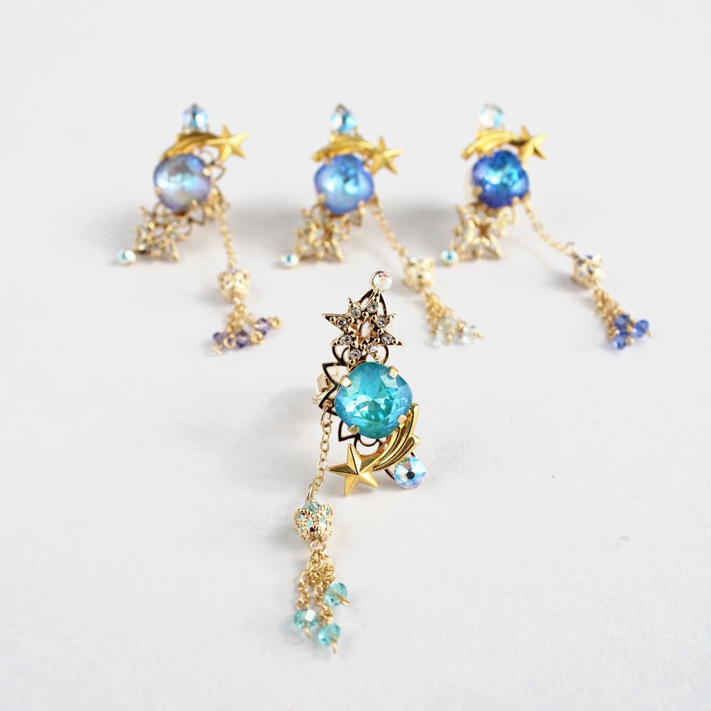 流星の涙イヤーカフ(全4色)☆高品質クリスタル使用