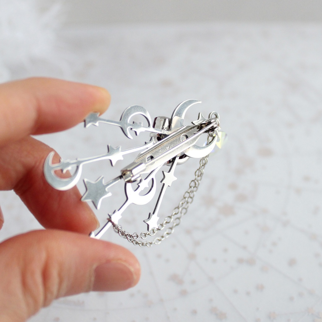 錆びない☆銀流星のブローチ (全5色)【高級クリスタル使用】 帽子や胸元のアクセントに☆