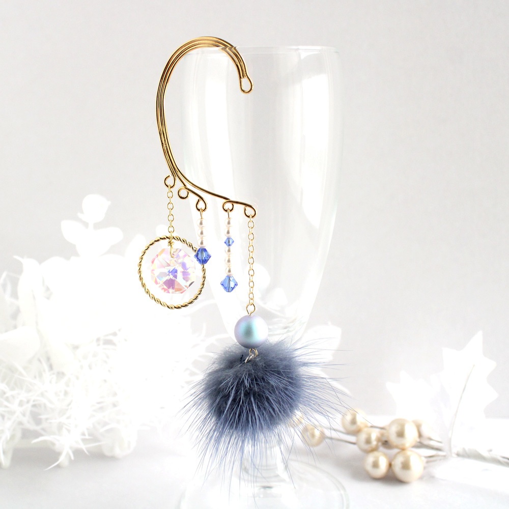 痛くない、落ちない♪ ミンクファーとオーロラクリスタルのイヤーフック ☆全4色