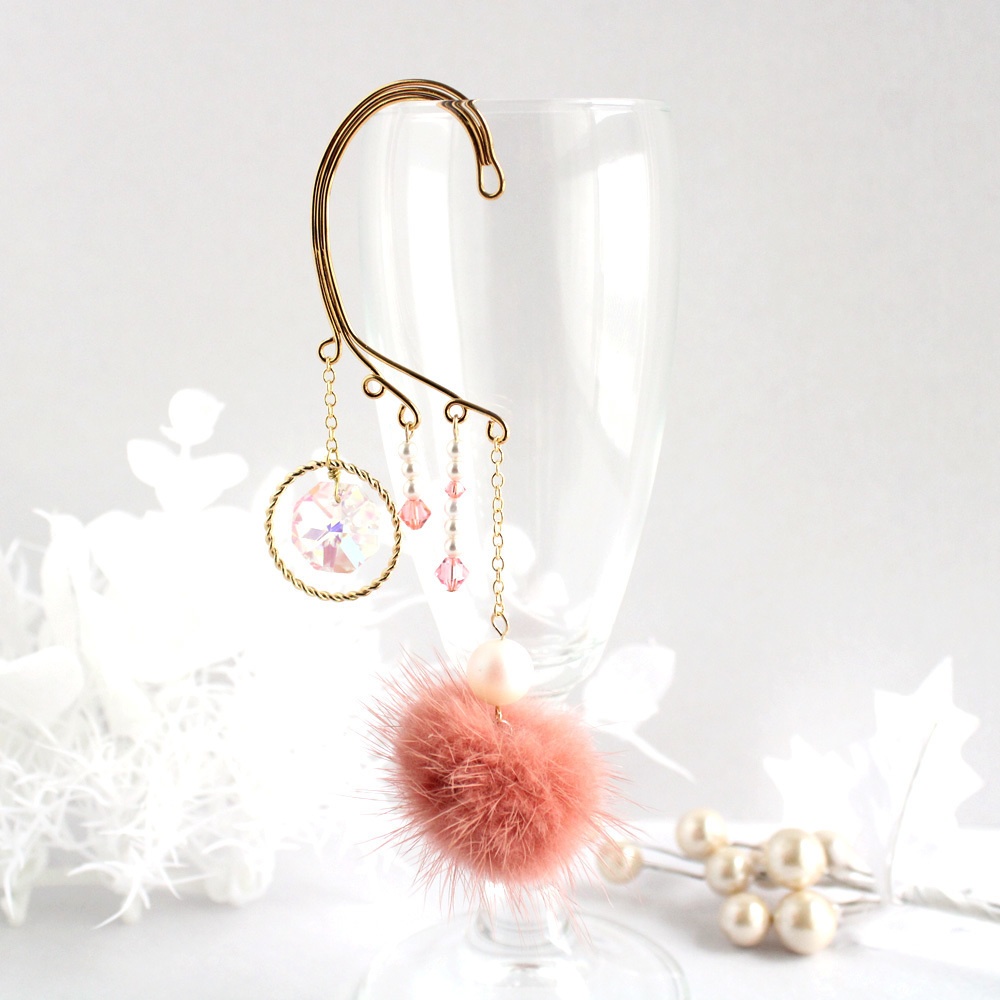 痛くない、落ちない♪ ミンクファーとオーロラクリスタルのイヤーフック ☆全4色