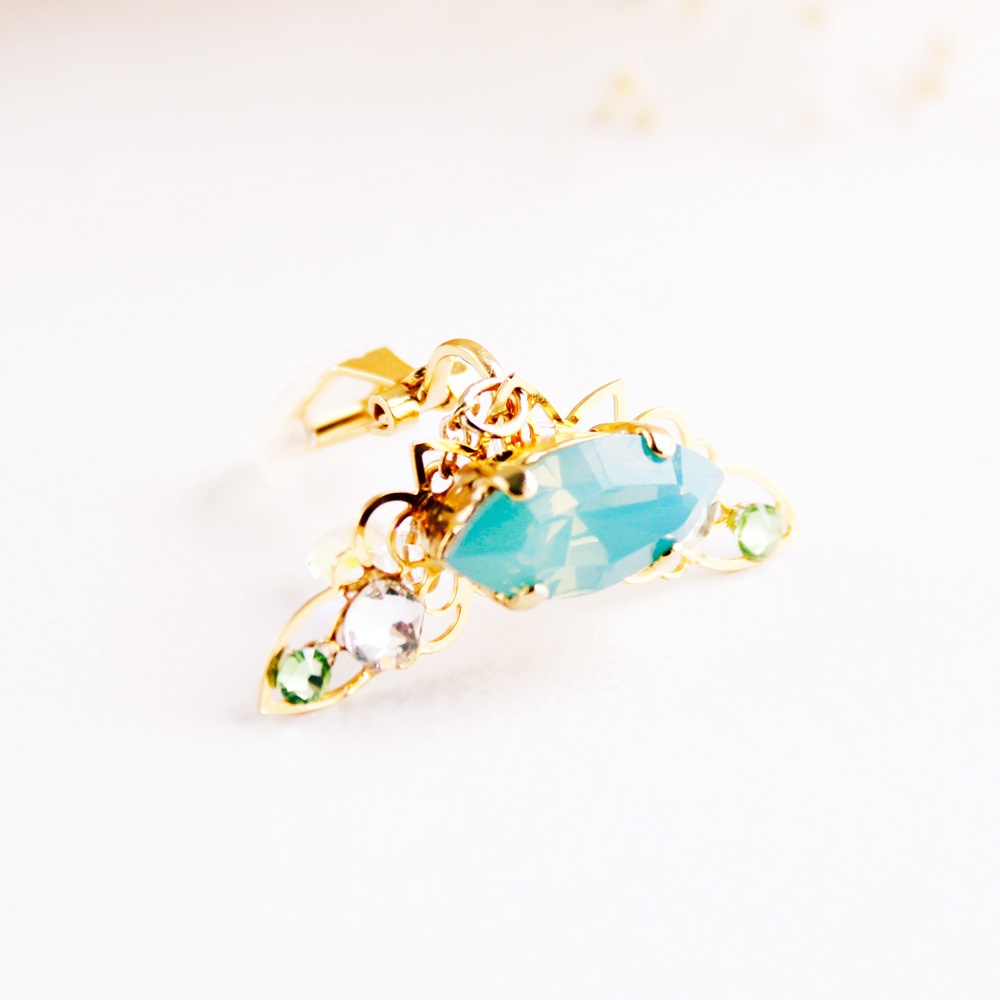 痛くない♪リーフのイヤーカフ(全7色)高品質クリスタル使用