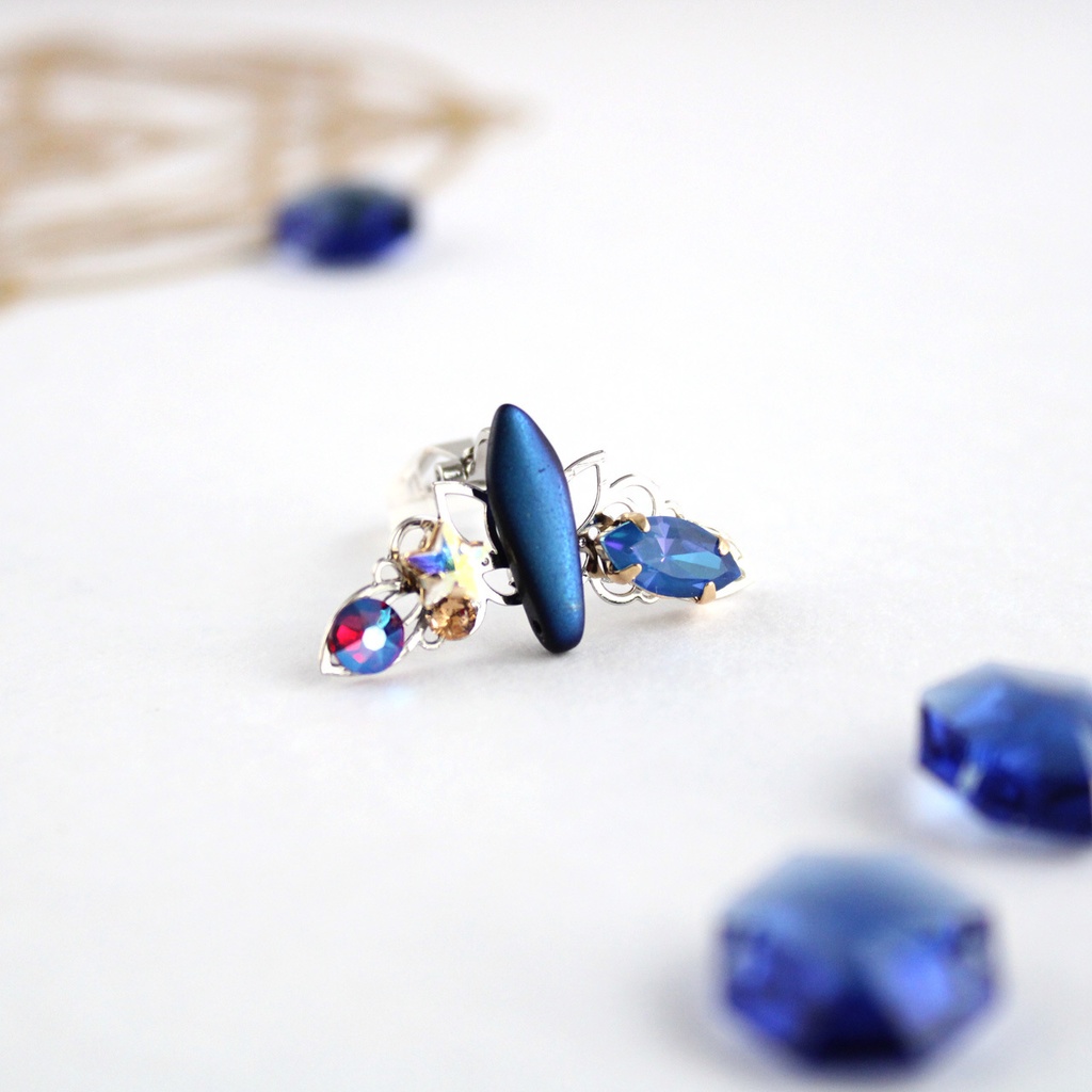 星夜のイヤーカフ (シルバーカラー全7色)ニッケルフリー☆高品質クリスタル使用