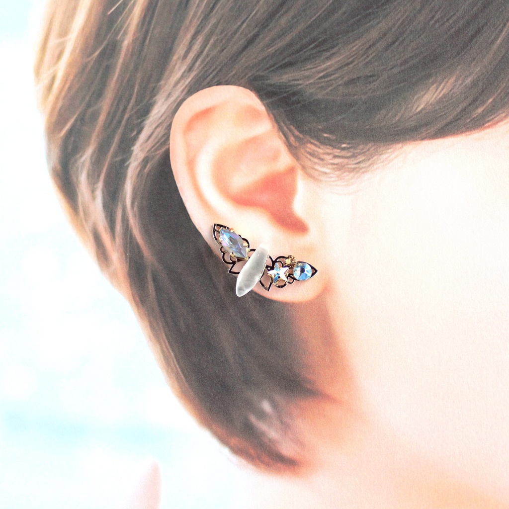 星夜のイヤーカフ (シルバーカラー全7色)ニッケルフリー☆高品質クリスタル使用