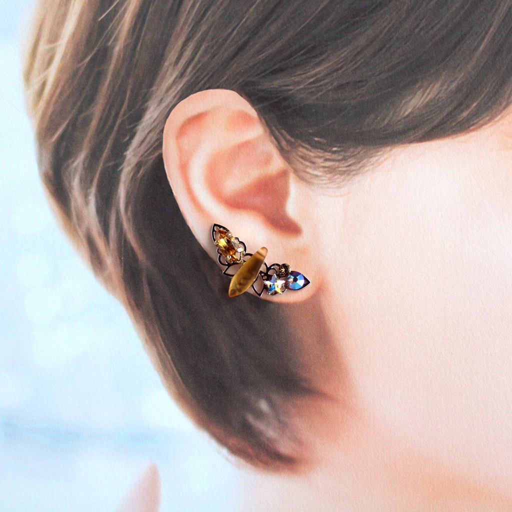 星夜のイヤーカフ (シルバーカラー全7色)ニッケルフリー☆高品質クリスタル使用