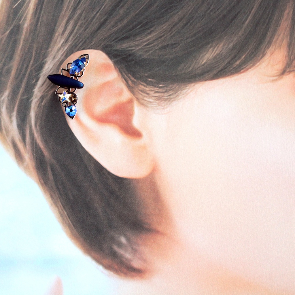 星夜のイヤーカフ (シルバーカラー全7色)ニッケルフリー☆高品質クリスタル使用